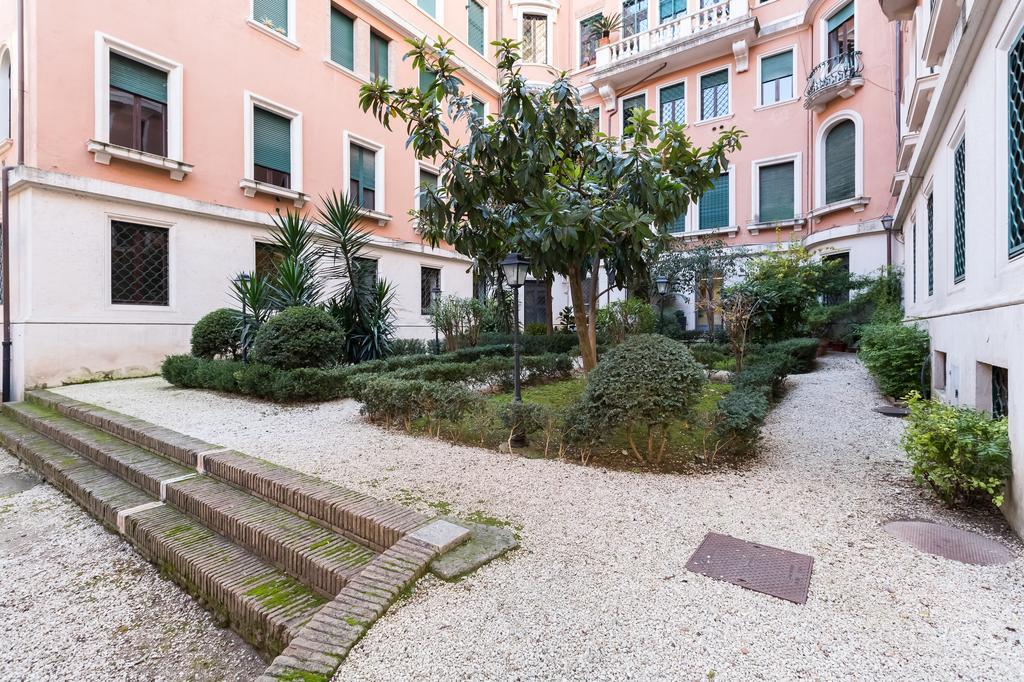 Luxury House Belle Arti 3bedr Piazza Del Popolo Hébergement de vacances