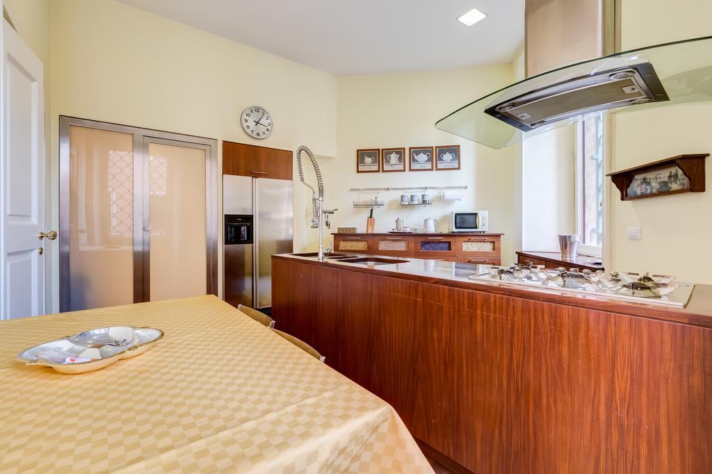 Luxury House Belle Arti 3bedr Piazza Del Popolo Vakantiehuis